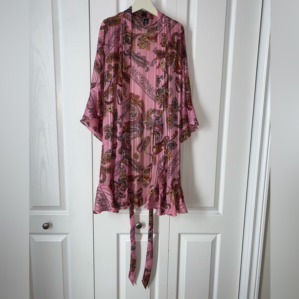 Victoria’s Secret Robe - Picture 2 of 3